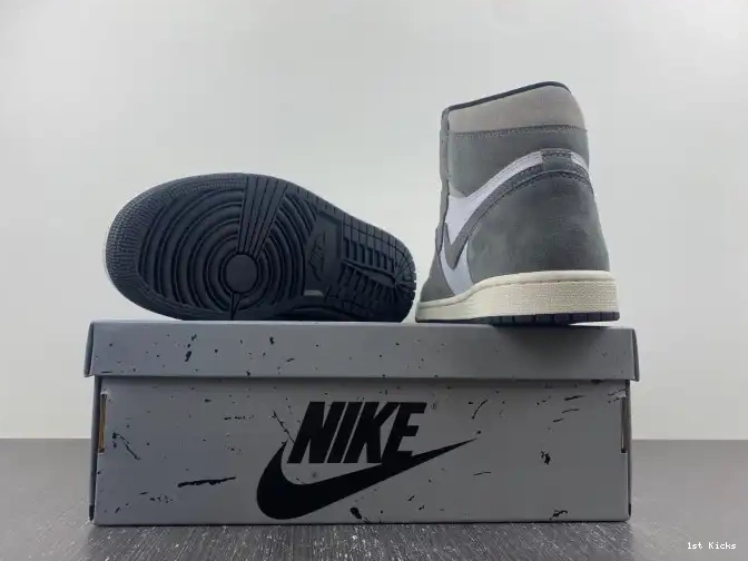 DZ5485-051 OG 1 Jordan Black Retro High Washed 0520